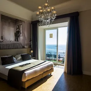 Partenope Relais Hotel